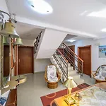 Captain Apartments